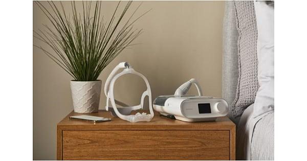 DreamWear Silicone Nasal Pillow CPAP Mask with Headgear - Fit Pack